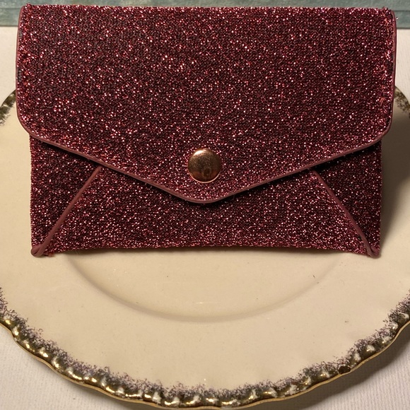 💛 Old navy sparkling card/ key holder. Brand new. - Picture 2 of 6